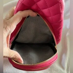 NWT SUGU Emma Diamond Quilted Triple Compartment Crossbody Sling Bag SG SUGU Emma Diamond Quilted Triple Compartment Crossbody  main image 4